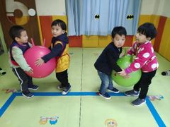 -四叶草托育园(张江园店)