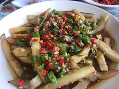 -独一佳老胡湘菜馆(矿山路店)