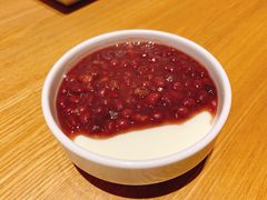 红豆双皮奶-峨嵋小镇·川菜(勒泰中心店)