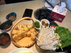-海上明月海鲜火锅 鲜切牛肉