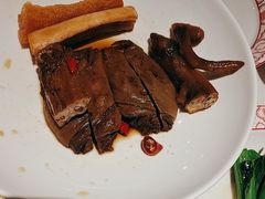 -谭厨中山传家菜.乳鸽.脆鲩鱼(华强北中航城店)