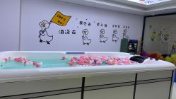 -育儿湾亲子游泳馆(华阳路店)