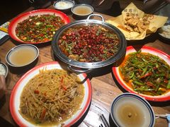 -泥糊破店小酒馆·团建聚餐(南京西路店)