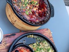 -何师烧烤Pro ·江湖川菜·小龙虾·精酿(太古里旗舰店)