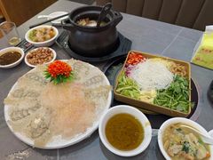 -官塘陈记鱼生·潮汕砂锅粥·牛肉火锅(潮枫路总店)