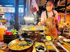 -叽叽扎扎烤肉场(生态城万达店)