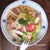 意面以前都是点蛋包饭，这次换了个意面