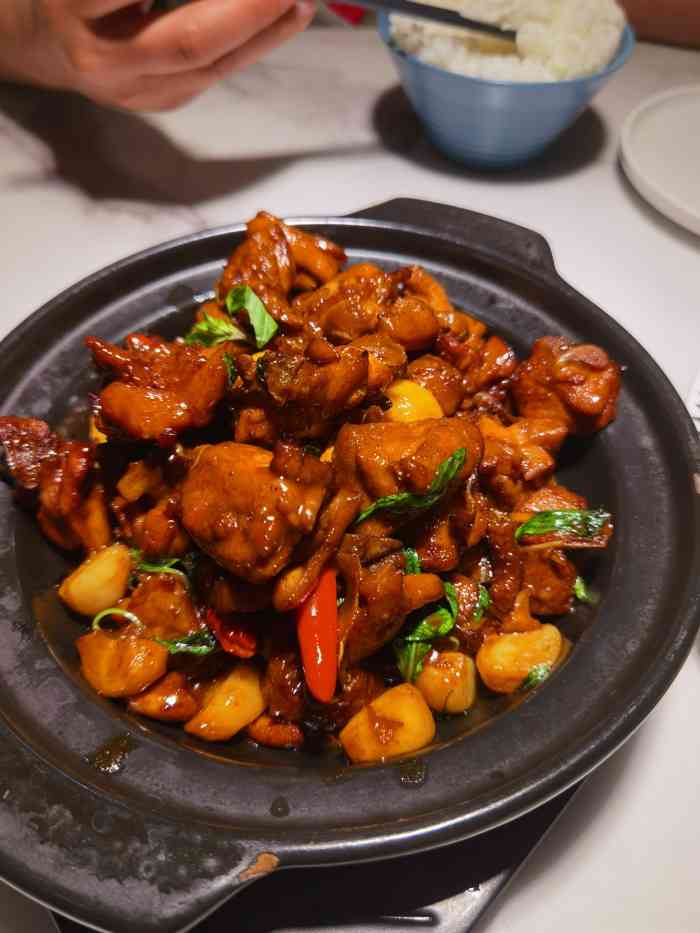 寻味小馆(政七街店)-"[薄荷]环境:环境装修还可以色彩感挺好 .