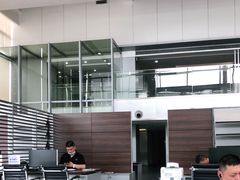 -奔驰上海利星(七宝店)