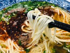 -陇兴楼兰州拉面(西安咸阳国际机场店)