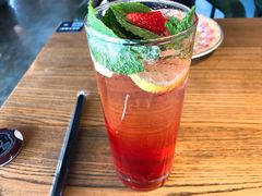 草莓莫吉托-LYFATTI 莱芙缇(赣水路店)