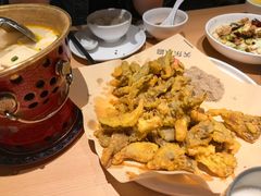 -关东小磨东北菜(上海长风大悦城店)
