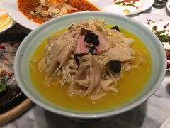 浓汤纸片笋-雀蓝川菜(奥体广场店)