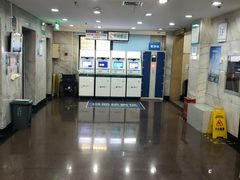 -浙江大学医学院附属口腔医院湖滨（延安）院区