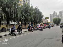 -秦皇岛市西港路小学