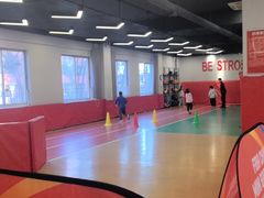 -悦动体能篮球羽毛球网球(三里河店)