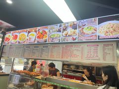 -明姨仔潮汕美食·碳炉猪脚·汕尾牛腩饭·起片鸡煲(起义路店)