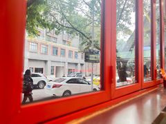 -喧闹·东方大气茶(鹅岭二厂店)