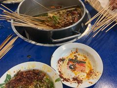 -马路边边串串香形象店(磐石路店)