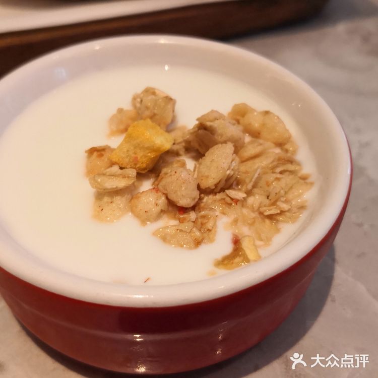 在必胜客悠然地吃个早餐，这一直以来都是我的爱好之一