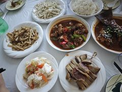 -天乐农家鱼头王(天目湖店)