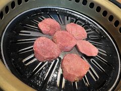 -炼火烤肉店