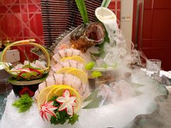 -鼎泰亨·海鲜牛肉餐厅(滨江店)