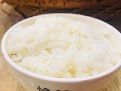 -愉肴麻辣香锅(中山路店)