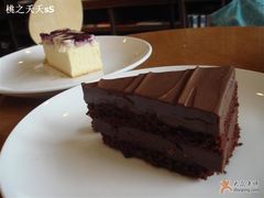 蓝莓cheese&nbsp;and&nbsp;致命巧克力-榖屋house of flour(张江首店)