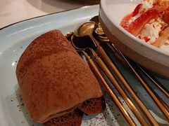 -阿妮叶李(光谷世界城店)