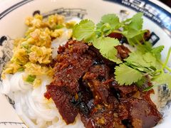 -黑白电视长沙小吃(美林M·LIVE天地东座店)