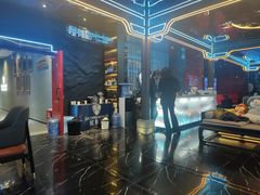 -屋有岛沉浸游戏旗舰店(中山公园店)