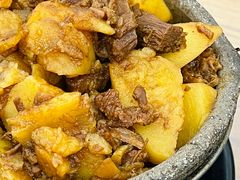砂锅土豆牛肉-梁师傅砂锅(哈达西街店)