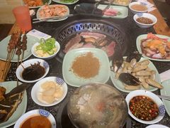 -釜御山海鲜烤肉火锅自助(新城市中心店)