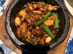 石锅杭椒牛蛙-桂满陇天书(南京德基旗舰店)