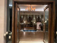 -雍和会海鲜姿造自助(湖东路店)