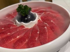 -洪氏嗨捞·广东猪肚鸡·椰子鸡火锅(西咸万象城店)