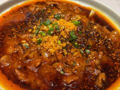 盐帮鲜切水煮牛肉-峨嵋小镇·川菜(正定朗华店)