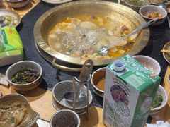 -顶顶汤火牛排火锅·经典铜锅涮肉