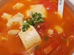 -渝是乎酸菜鱼(龙旗购物中心店)