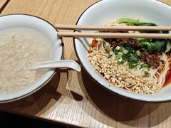 -蓉李记成都名小吃(宜昌伍家岗万达店)