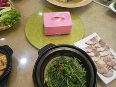 -雪乡阁东北农家菜(颛桥约好休闲街店)