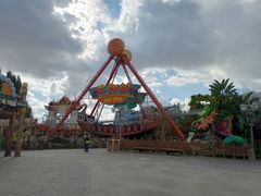 -七彩云南欢乐世界