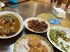 -芦茨金富饭庄·25年老字号·专做稻草鸡