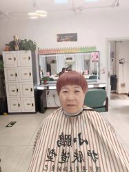 -东方美妍小鹏造型