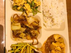 -一两饭川味素食餐厅