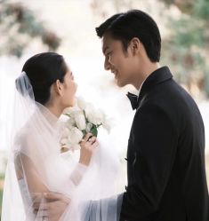 -钟爱一生婚纱摄影旗舰店