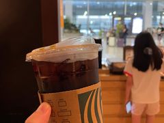 -星巴克(浦东机场T2到达店)