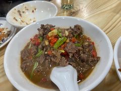 小炒鲜牛肉-笨罗卜浏阳菜馆(太平街店)