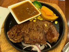 -玛格萝妮比萨屋(四平店)